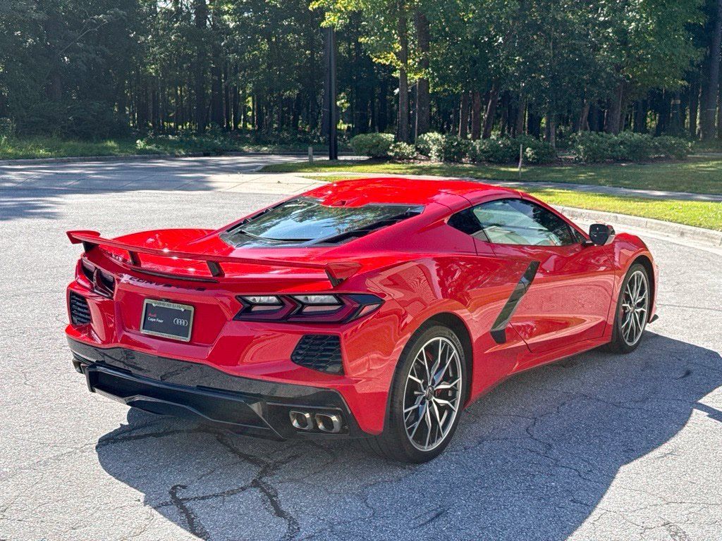 Used 2025 Chevrolet Corvette Stingray Coupe w/ Z51 Performance Package RWD image 5