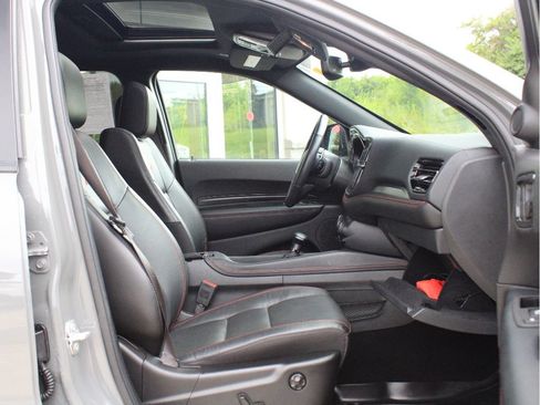 Used 2025 Dodge Durango GT AWD/4WD image 24