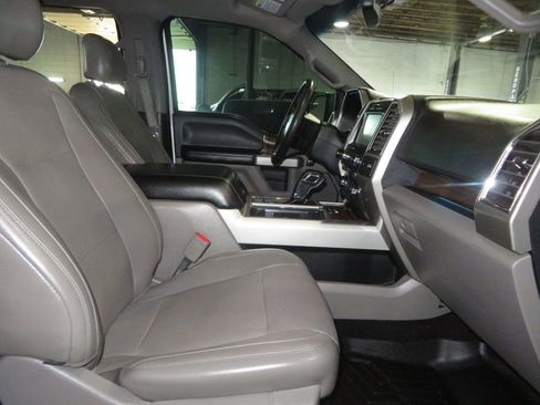 Used 2015 Ford F150 Lariat AWD/4WD image 34
