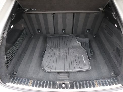 Used 2021 Porsche Cayenne Coupe image 55