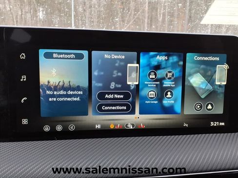 New 2026 Nissan Kicks SR w/ SR Premium Package image 13