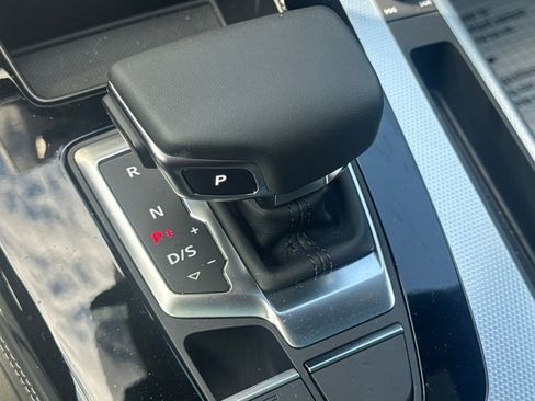 Used 2025 Audi Q5 2.0T Premium Plus AWD/4WD image 48