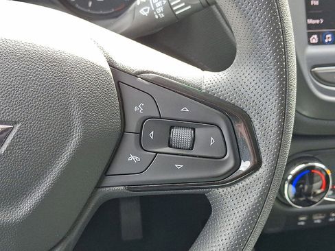 Used 2023 Chevrolet TrailBlazer LT FWD image 18