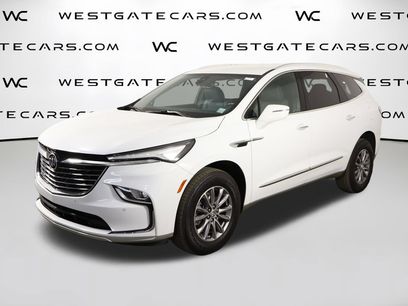 Used 2023 Buick Enclave Essence w/ Trailering Package, 5000 lbs.
