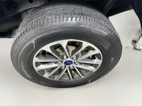 Used 2020 Ford F150 XLT w/ Equipment Group 302A Luxury image 11