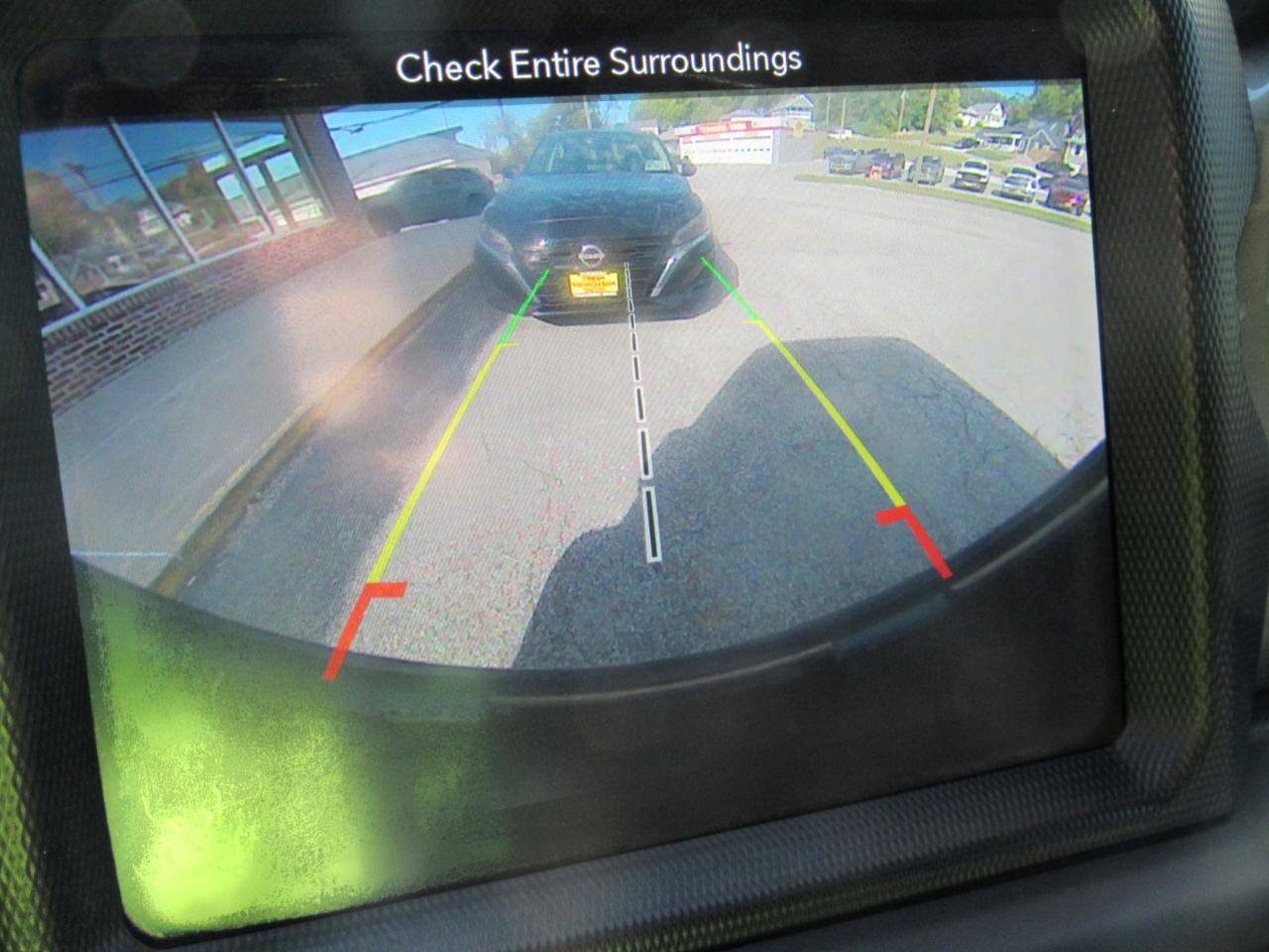 Used 2019 Jeep Wrangler Unlimited Sahara w/ Uconnect 4C Nav & Sound Group AWD/4WD image 25
