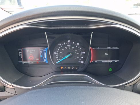 Used 2016 Ford Fusion Energi SE w/ Driver Assist Package FWD image 16
