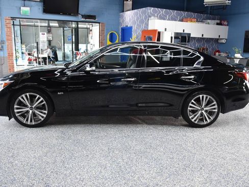 Used 2019 INFINITI Q50 Signature Edition AWD/4WD image 9