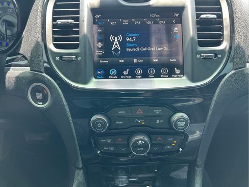 Certified 2018 Chrysler 300 S w/ 300S Premium Group AWD/4WD image 16
