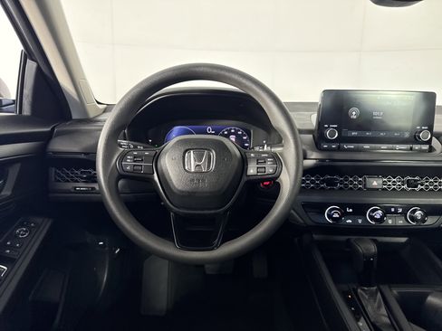 Used 2023 Honda Accord LX image 23