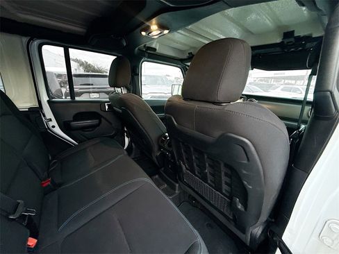Used 2021 Jeep Wrangler Unlimited Rubicon 4xe w/ Cold Weather Group image 32