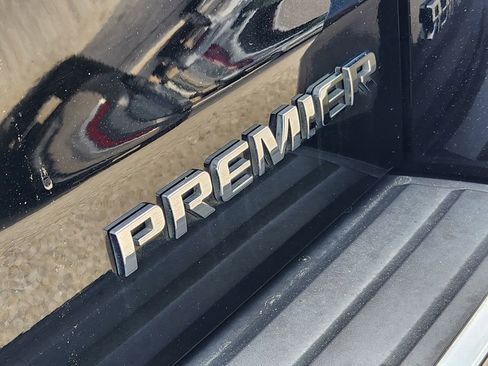 Used 2019 Chevrolet Tahoe Premier RWD image 11
