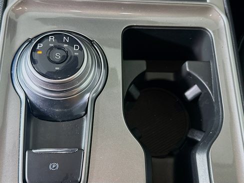 Used 2024 Ford Edge SEL image 24