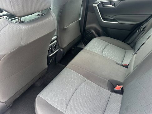 Used 2025 Toyota RAV4 XLE w/ Convenience Package AWD/4WD image 14