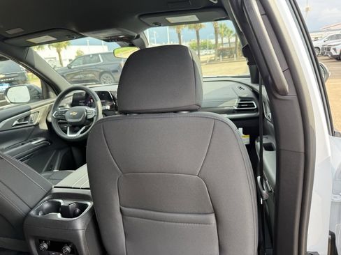 New 2026 Chevrolet Traverse LT image 45