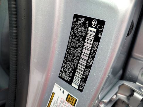 Used 2026 Toyota Prius Plug-In Hybrid image 32