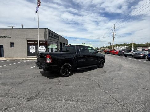 Used 2021 RAM 1500 Big Horn AWD/4WD image 18
