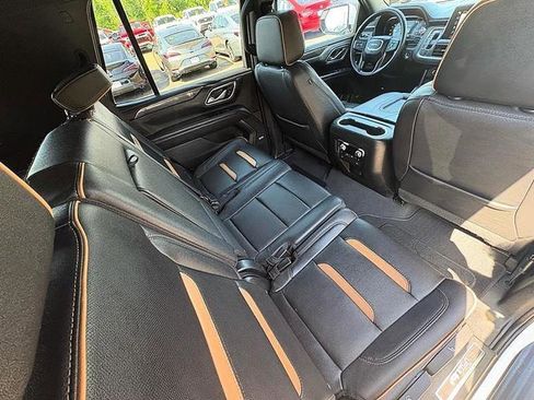 Used 2023 GMC Yukon AT4 AWD/4WD image 52