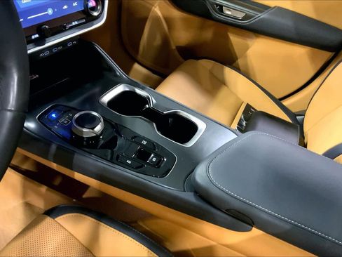 Certified 2023 Lexus RZ 450e Premium image 17