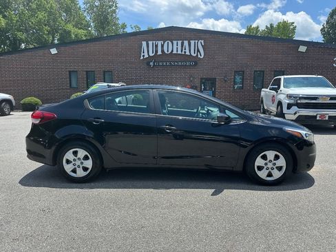 Used 2018 Kia Forte LX w/ LX Popular Package FWD image 7