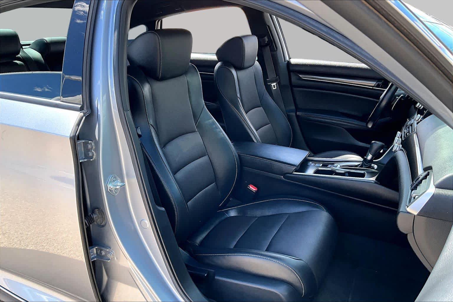 Used 2021 Honda Accord Sport image 9