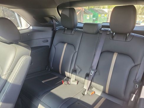 Used 2024 MAZDA CX-90 3.3 Turbo w/ Premium Plus Pkg image 16