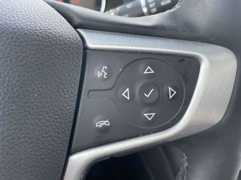 Used 2023 GMC Acadia SLT w/ Technology Package FWD image 26