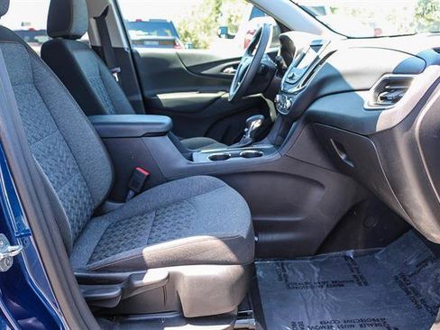 Used 2023 Chevrolet Equinox LT image 17