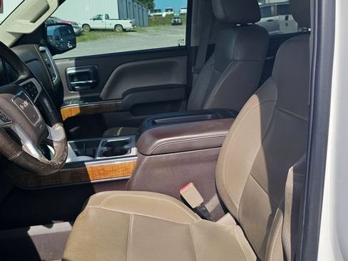 Used 2014 GMC Sierra 1500 SLT w/ SLT Preferred Package AWD/4WD image 6