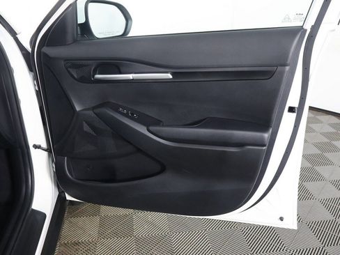 Used 2024 Kia Seltos LX image 20