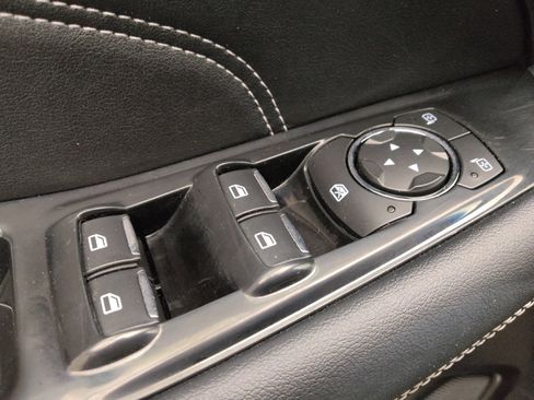 Used 2017 Ford Edge Titanium w/ Technology Package image 27