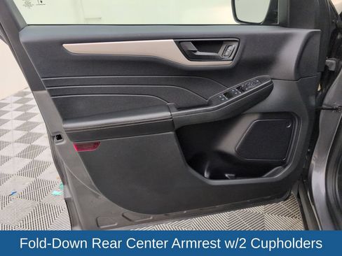 Certified 2022 Ford Escape SE w/ Convenience Package FWD image 30