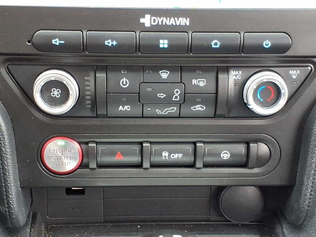 Used 2022 Ford Mustang Convertible RWD image 19