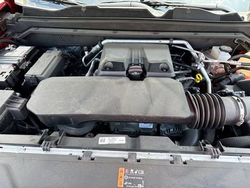 Used 2024 Chevrolet Colorado Trail Boss AWD/4WD image 26