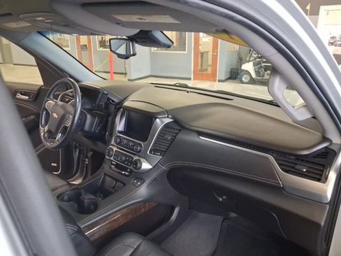 Used 2019 Chevrolet Tahoe LT image 39