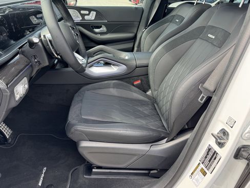 New 2025 Mercedes-Benz GLS 63 AMG 4MATIC image 21