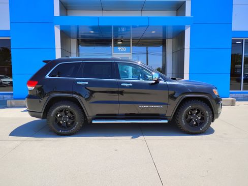 Used 2014 Jeep Grand Cherokee Limited AWD/4WD image 2