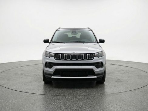 Used 2025 Jeep Compass Limited image 2
