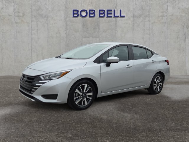 Used 2025 Nissan Versa SV FWD image 1