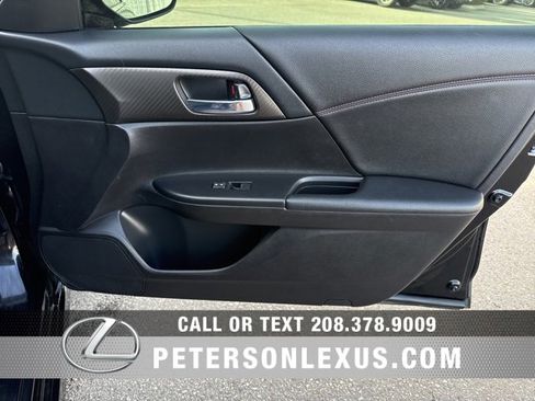 Used 2017 Honda Accord Sport Special Edition image 10