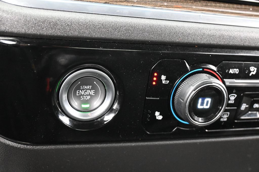 Used 2024 Chevrolet Silverado 1500 LT RWD image 22