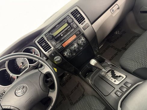 Used 2007 Toyota 4Runner Sport AWD/4WD image 30