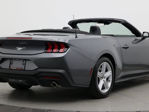 Used 2026 Ford Mustang Premium RWD image 7