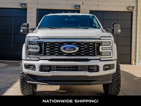 Used 2026 Ford F450 Platinum w/ FX4 Off-Road Package image 4