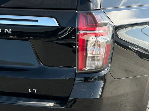Used 2021 Chevrolet Suburban LT w/ Rear Media and Nav Package image 29