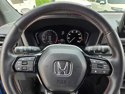Used 2025 Honda Pilot TrailSport image 22