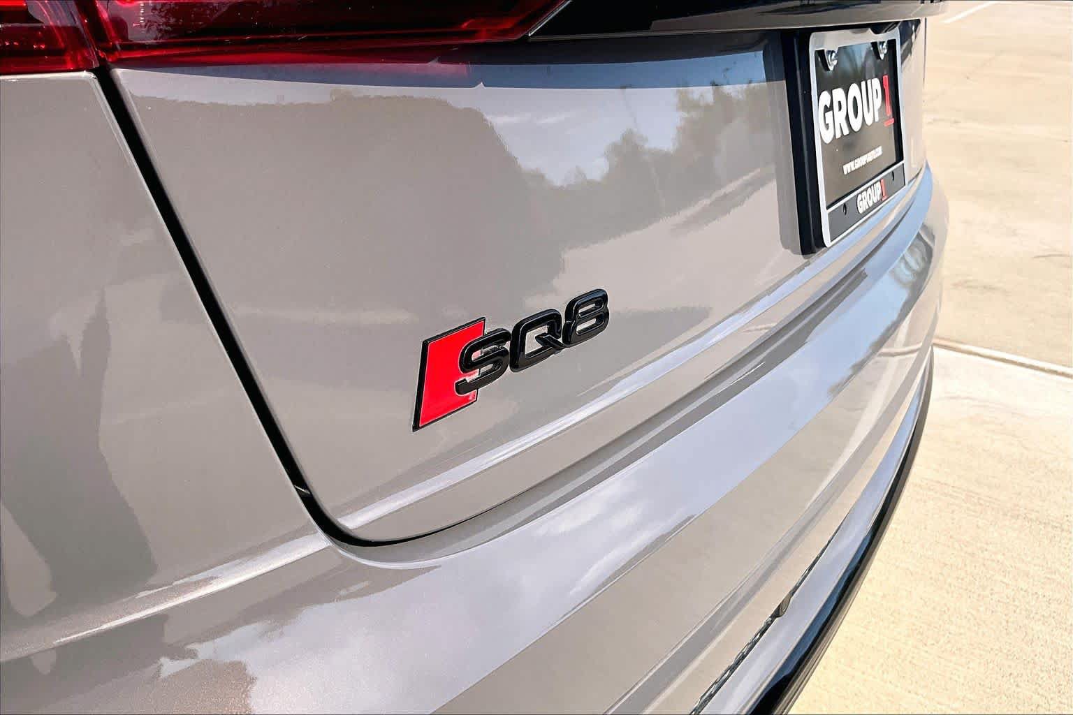 Used 2022 Audi SQ8 Prestige AWD/4WD image 28