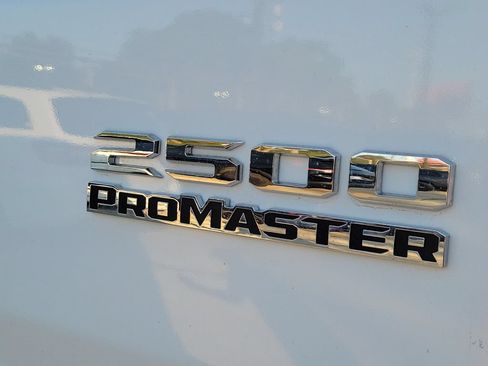 Used 2025 RAM ProMaster 2500 w/ Convenience Group FWD image 6