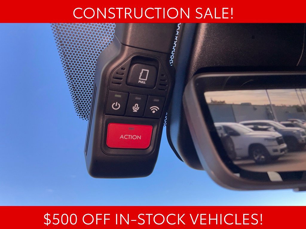 Used 2025 Toyota Tacoma Limited AWD/4WD image 29