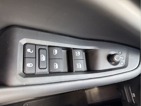 Used 2026 Jeep Grand Cherokee Limited RWD image 26